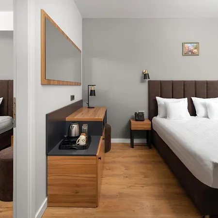 Hotel Labirint Boutique 3*