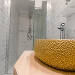 Labirint Boutique - Location Hotel Boekarest