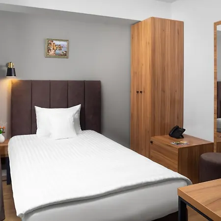 Otel Labirint Boutique - Location