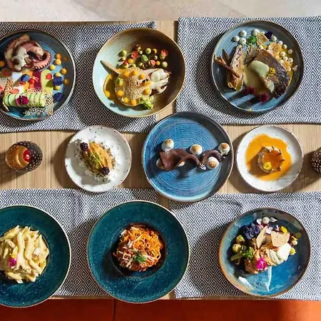 Готель Labirint Boutique - Location 3*