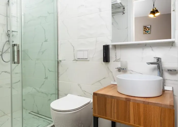 Labirint Boutique - Location 3*