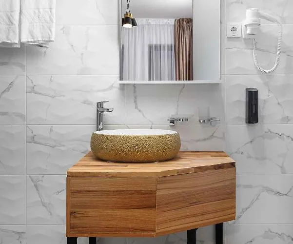 Labirint Boutique - Location 3*