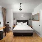 Labirint Boutique - Location Бухарест