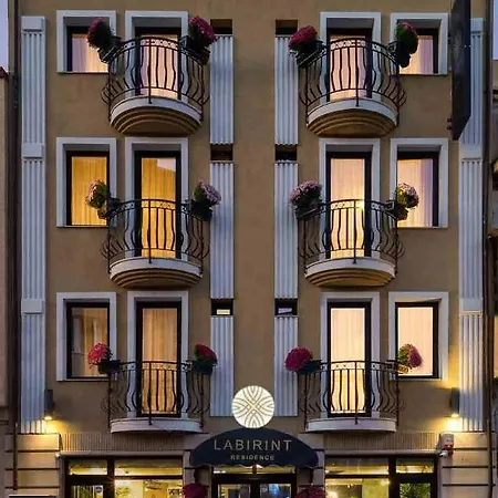 Labirint Boutique - Location