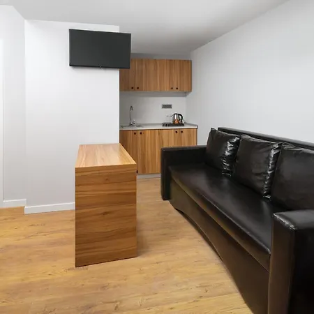 Labirint Boutique - Location 3*